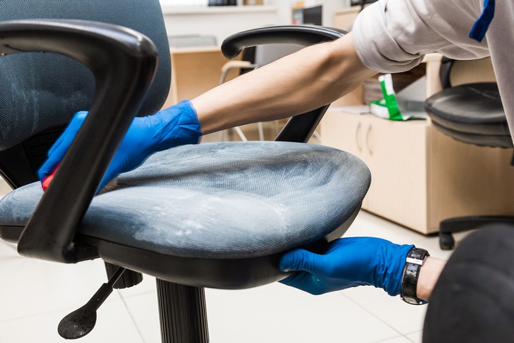 Limpeza de Cadeiras de Escritório – Ambiente de Trabalho Limpo com a HF Clean
